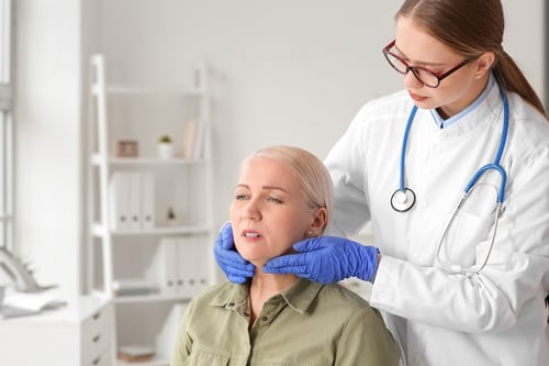 Diferencias entre el linfoma y el cáncer diseminado a los ganglios linfáticos