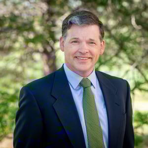 Dr. Dennis Carter, Radiation Oncologist at Rocky Mountain Cancer Centers multidisciplinary breast cancer clinic in Auora