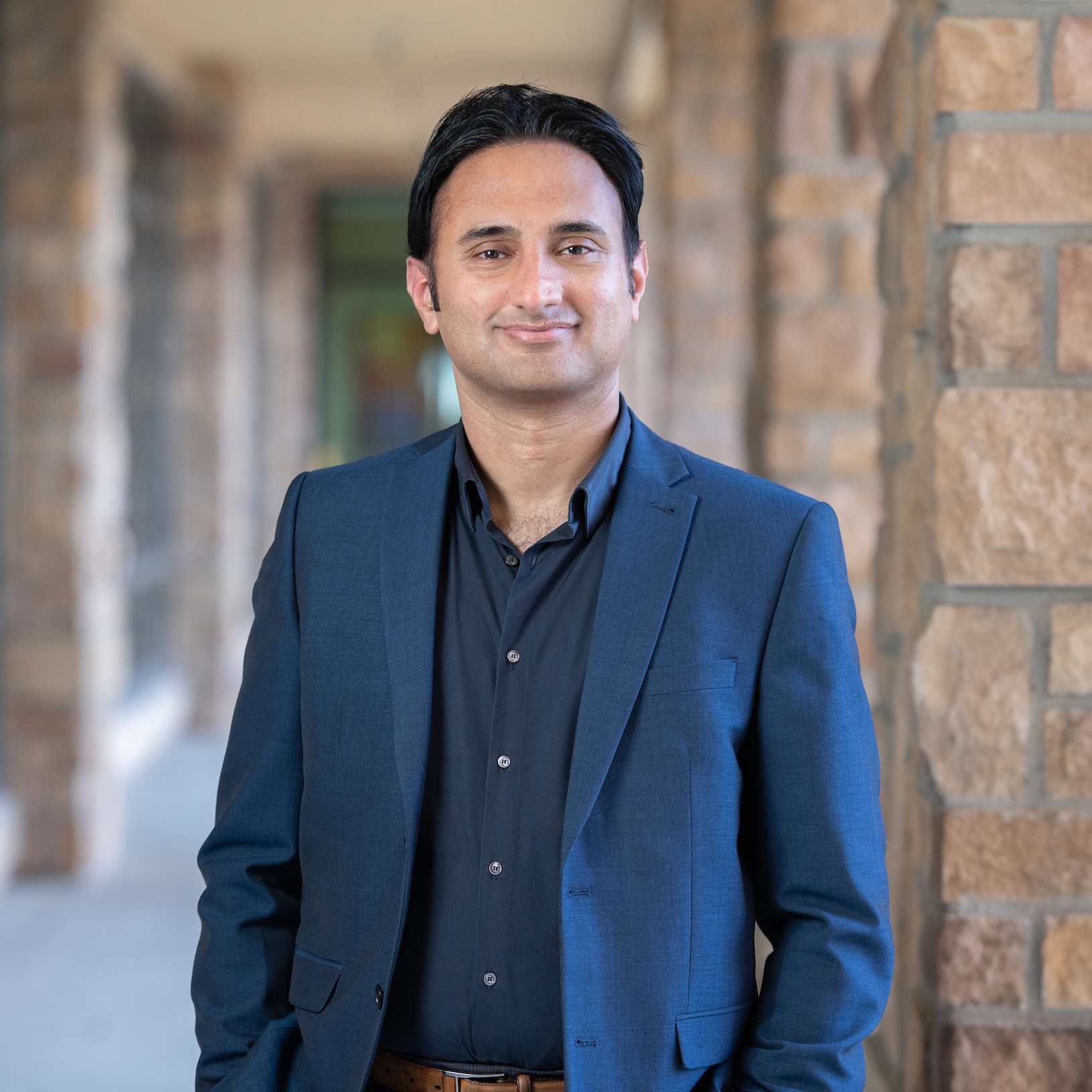Nauman Moazzam, MD