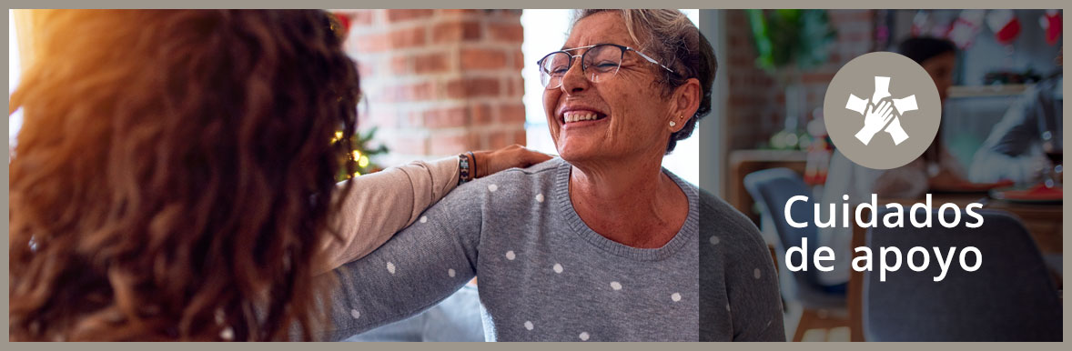 Cuidados de apoyo para el cáncer Dos mujeres felices